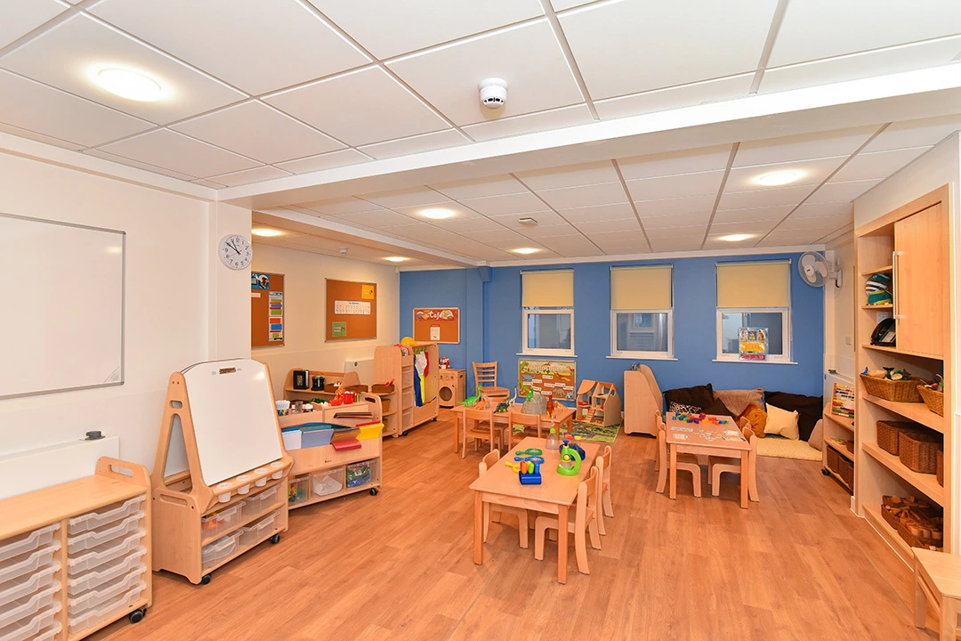 1775137108173-0004-Leatherhead-slider-2.jpg