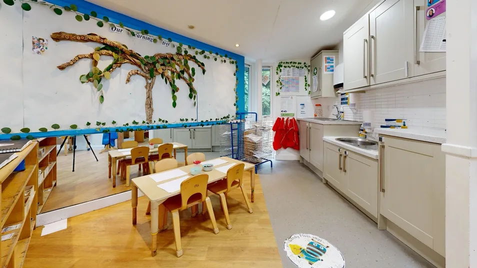 1774976572131-Bright-Horizons-Cramond-Kitchen 2 Large.webp