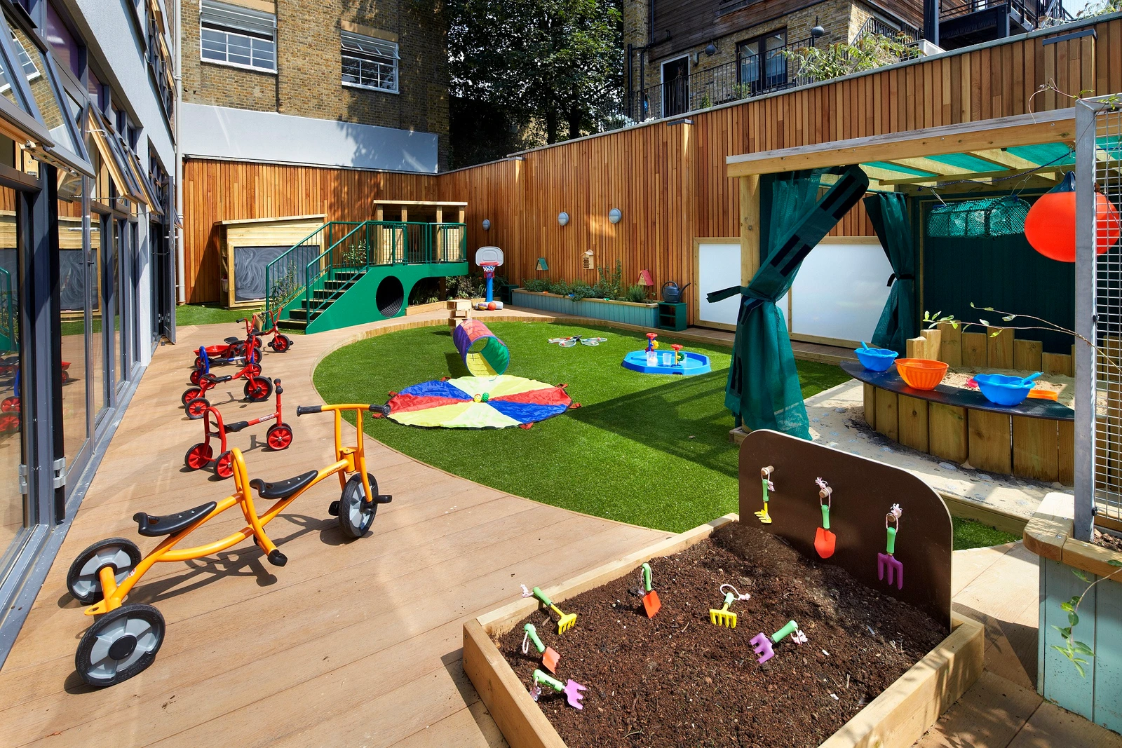 1775135853841-0006-clapham-garden-external.jpg