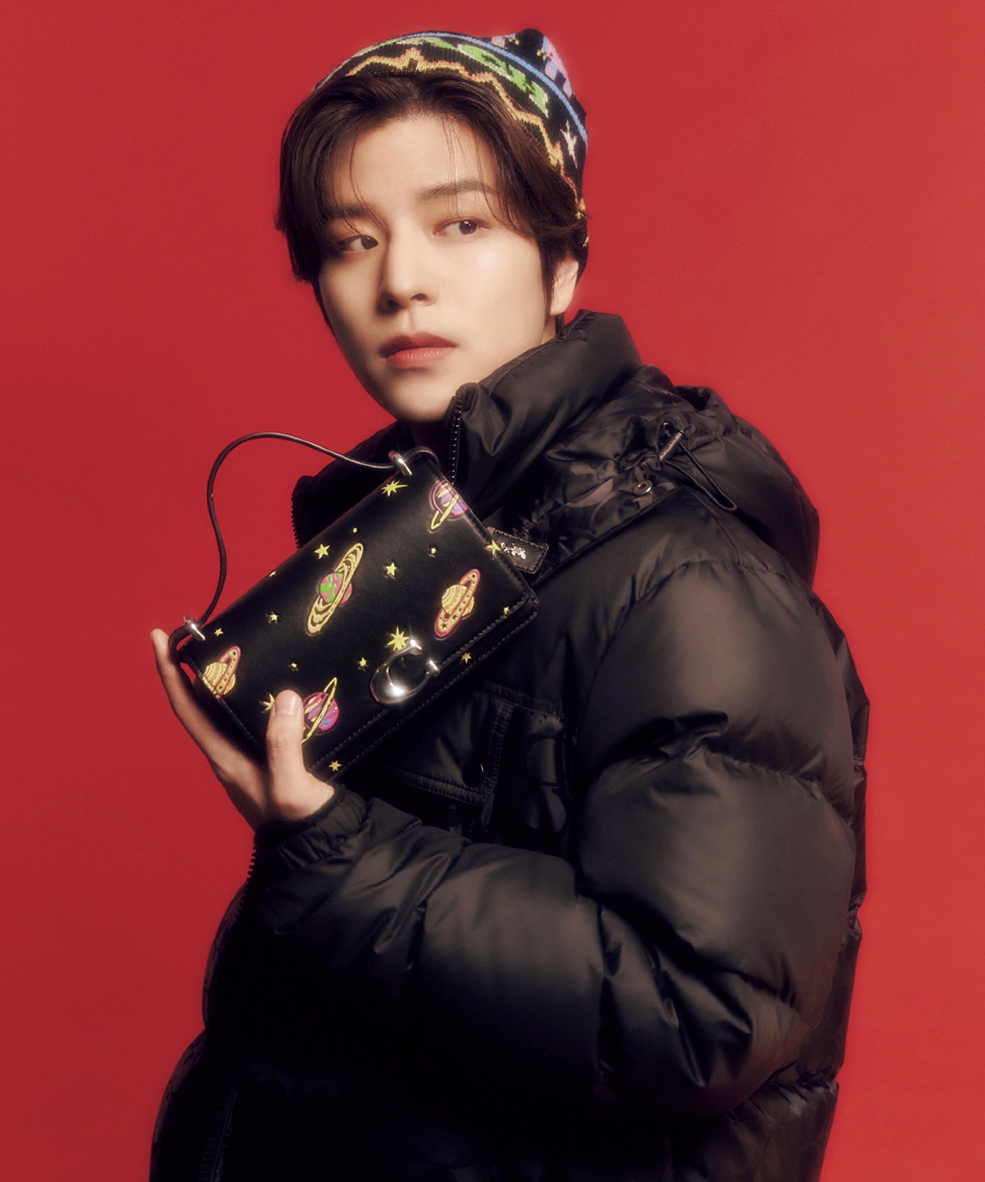 Stray Kids Seungminが贈るCOACHと過ごすハッピーホリデー - NYLON JAPAN