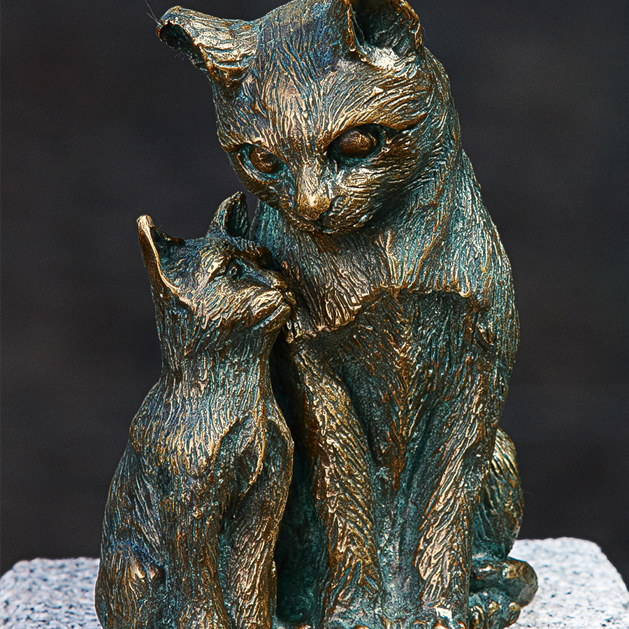 Gartenskulptur «Katze mit Jungem»