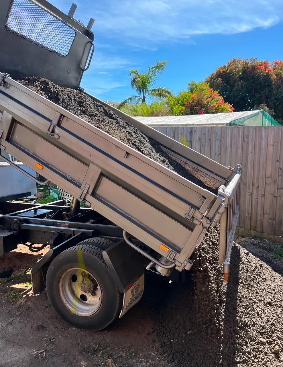 Canter side tipper (4 of 8)