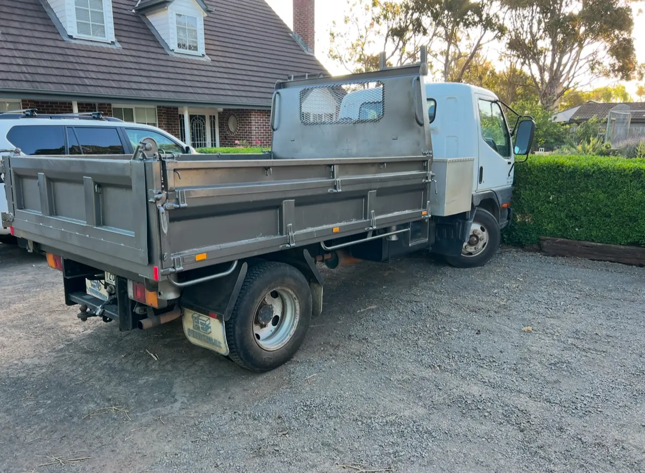 Canter side tipper (2 of 8)