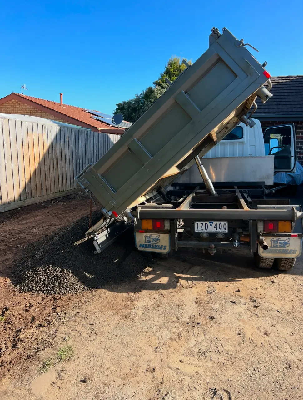Canter side tipper (3 of 8)