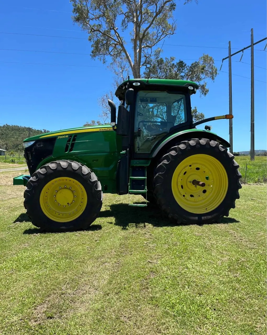 John Deere 7200R FWA Tractor (5 of 11)