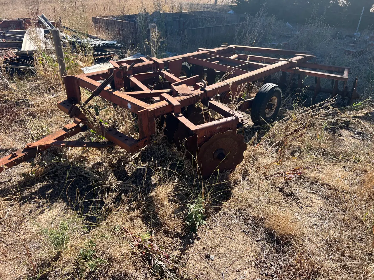 24 disc, off set plough (4 of 5)