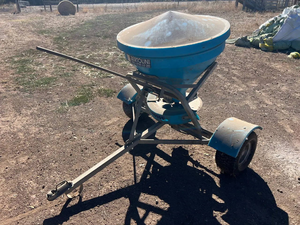 Bertolini pro trail behind spreader 200 (1 of 3)