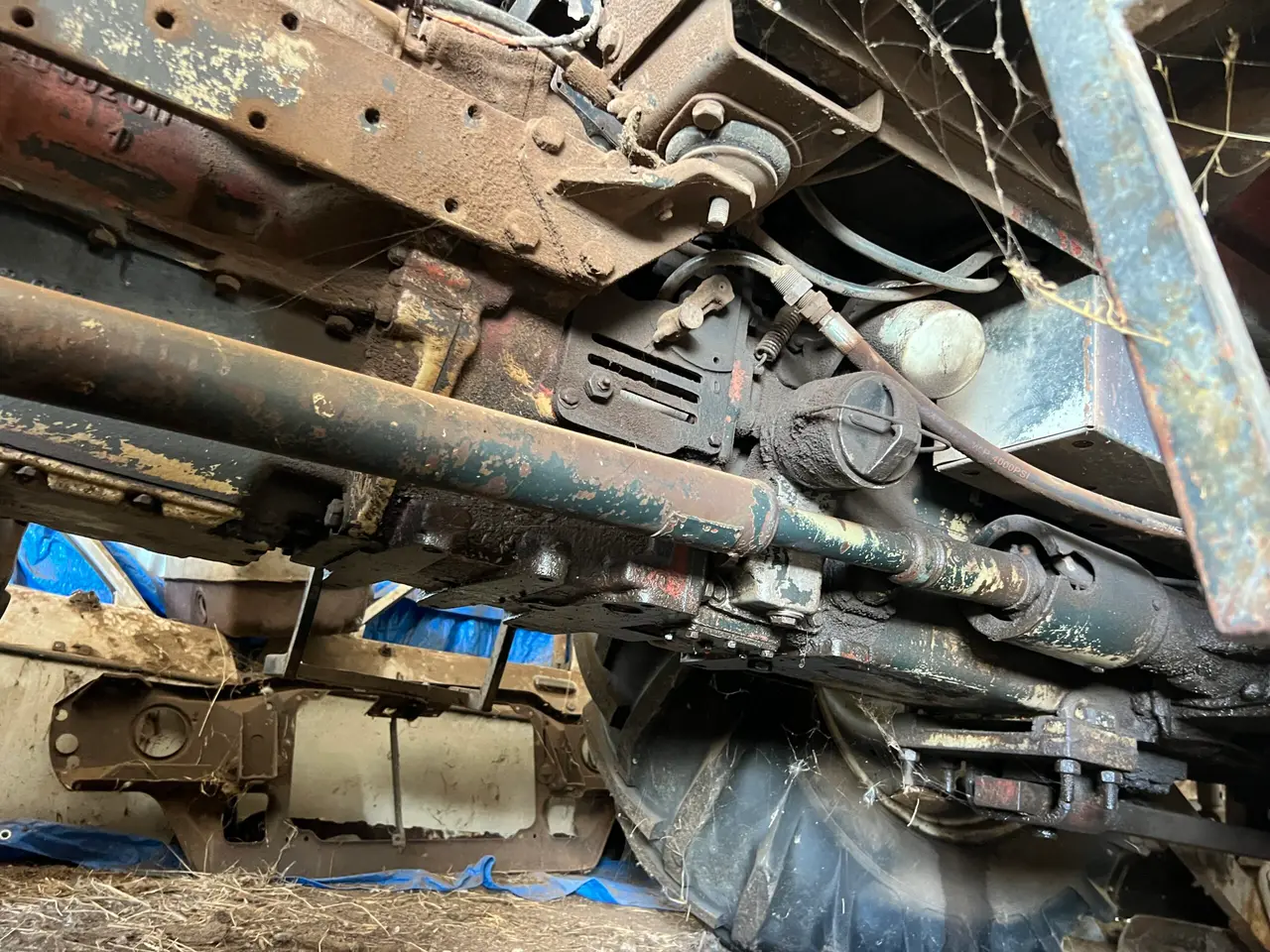 ZETOR tractor (8 of 8)