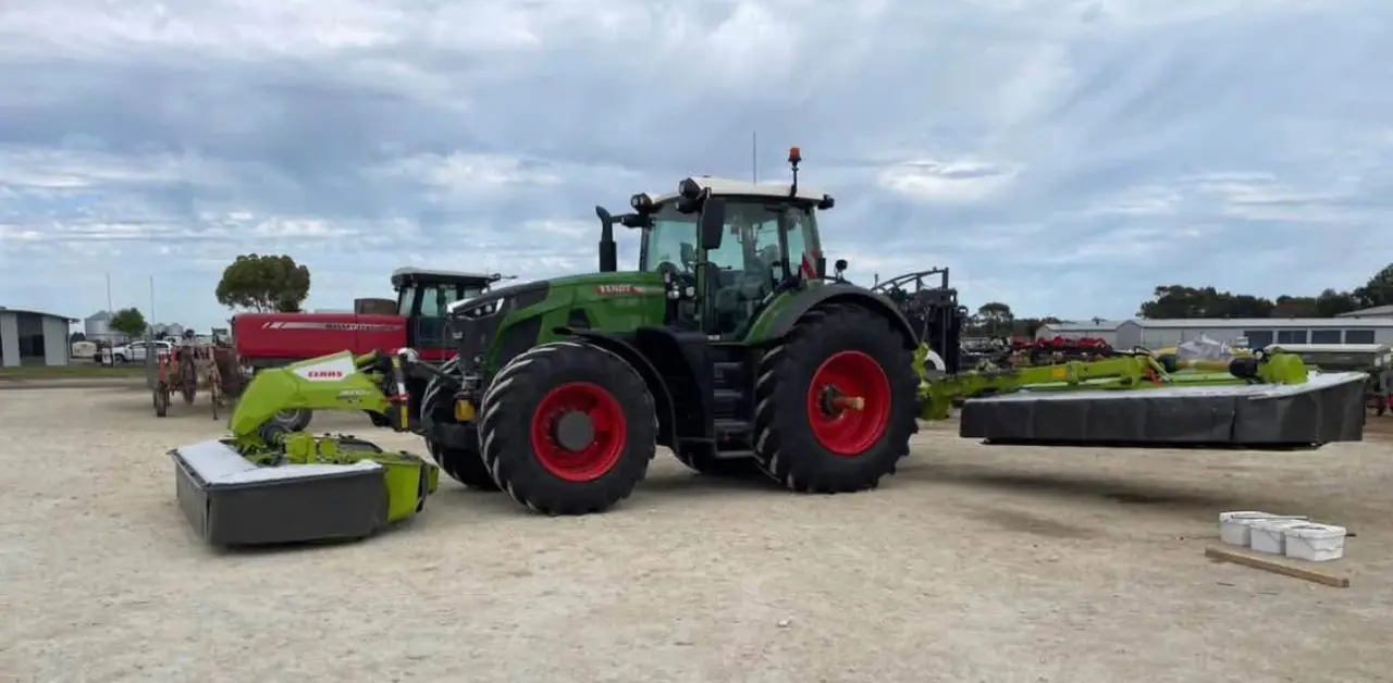 Claas 12m disco mower &amp; conditioner (5 of 5)