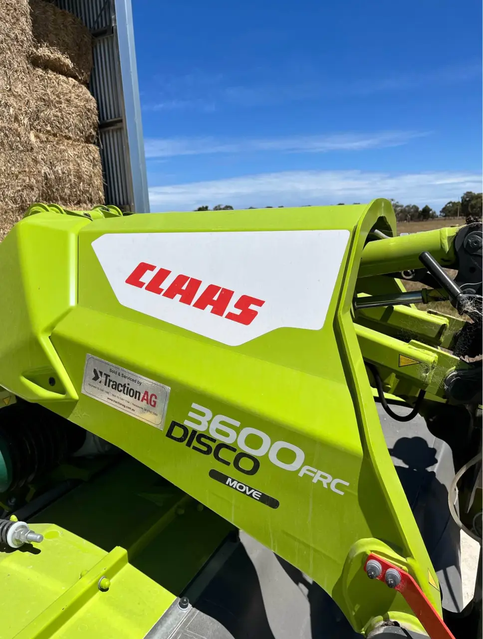 Claas 12m disco mower &amp; conditioner (4 of 5)