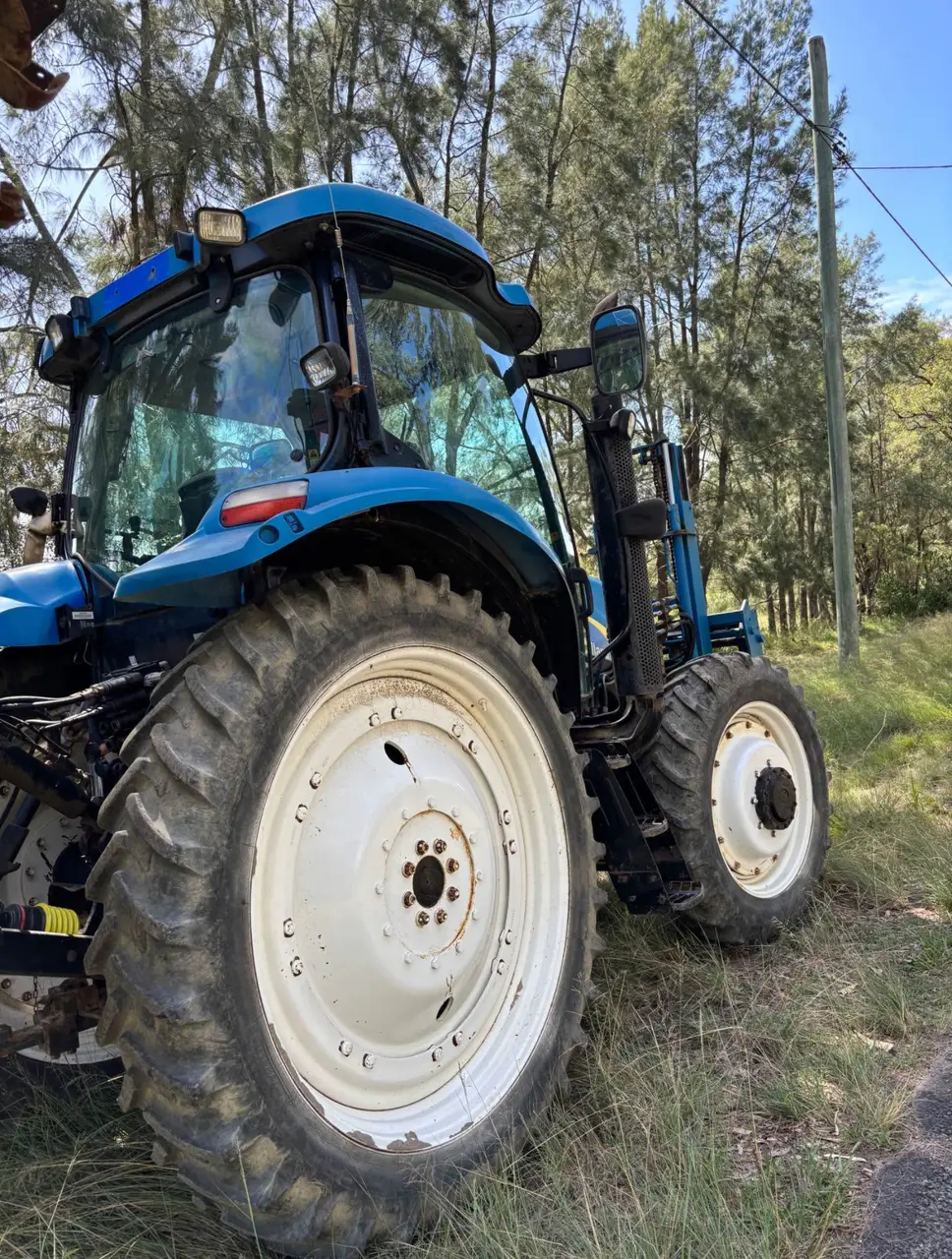 New Holland ts110a (2 of 7)