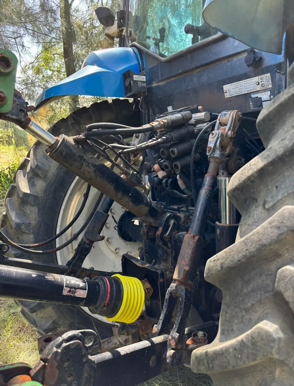 New Holland ts110a (4 of 7)