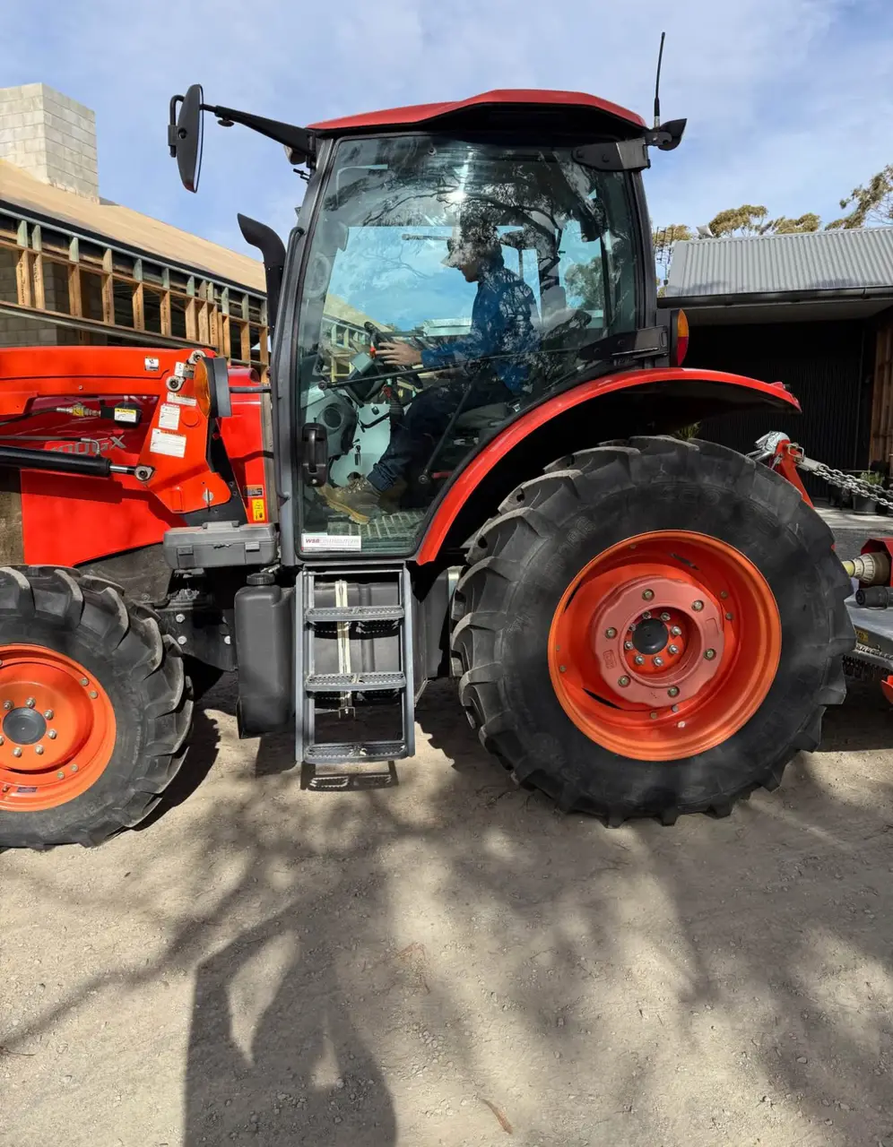 Kubota m100gx (8 of 14)