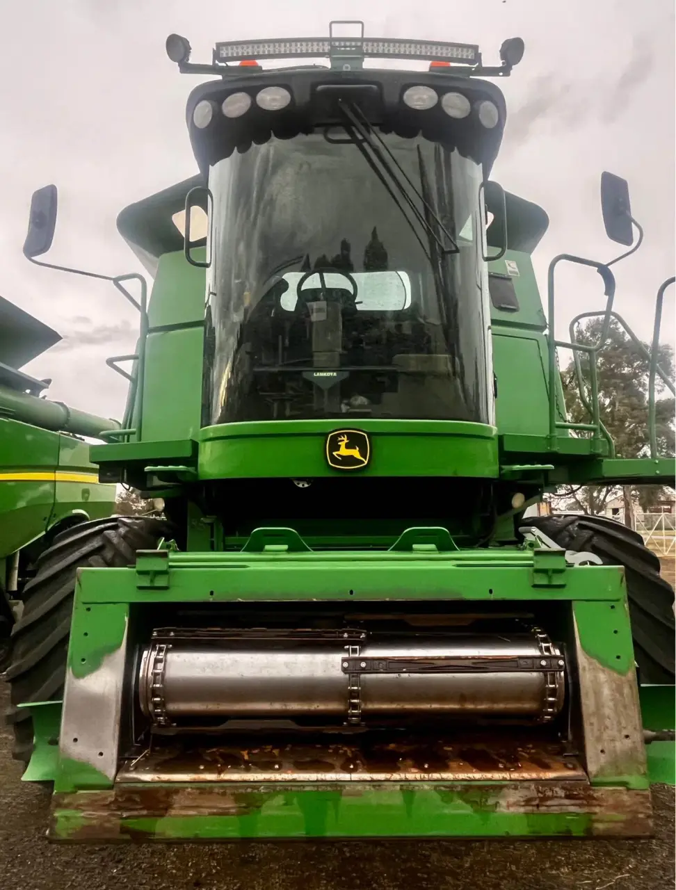 John Deere 9770 STS header (2 of 10)