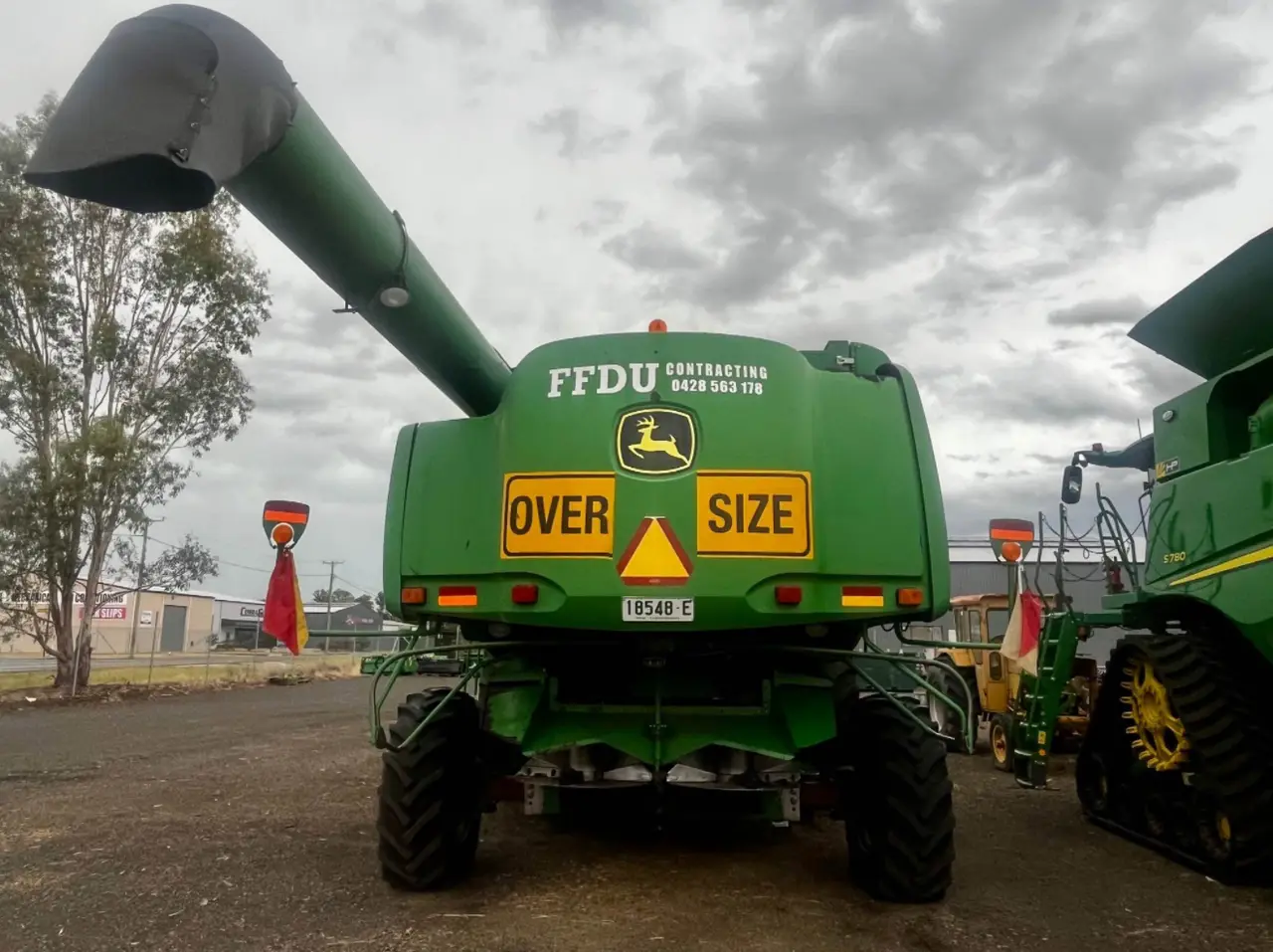 John Deere 9770 STS header (4 of 10)