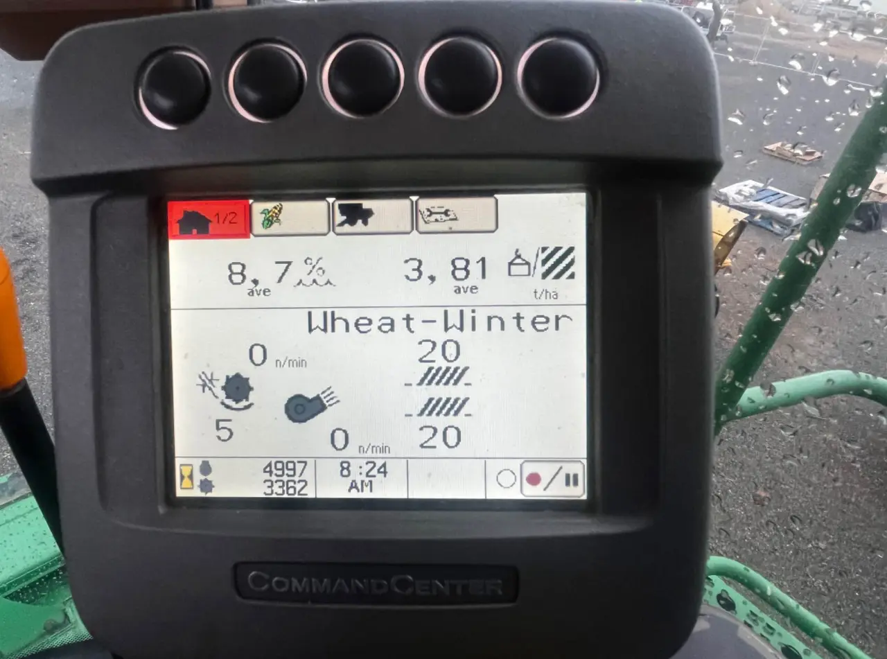 John Deere 9770 STS header (3 of 10)
