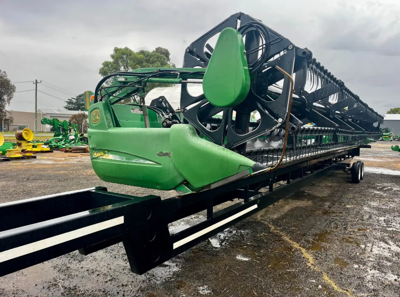 John Deere 9770 STS header (10 of 10)