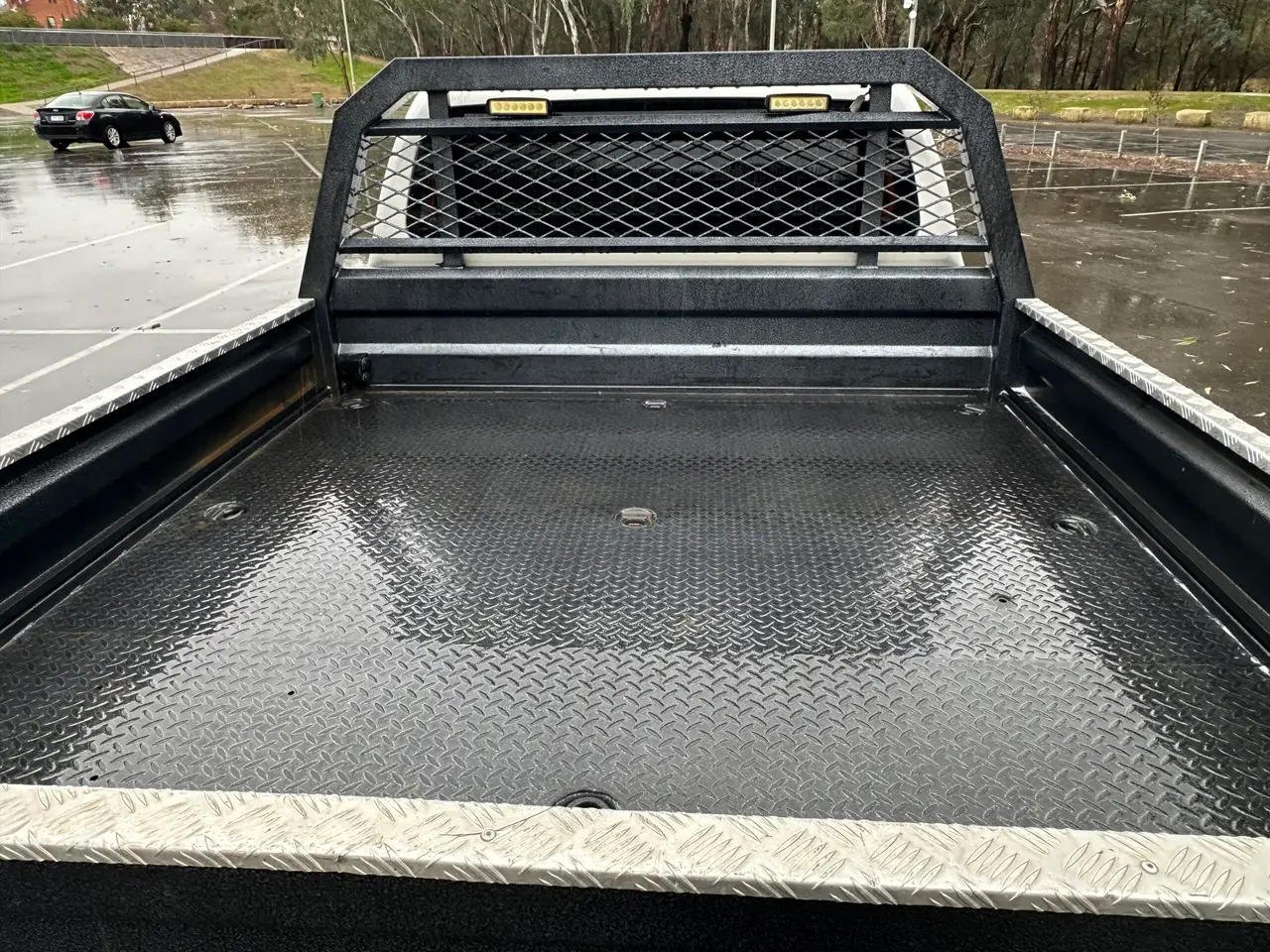 2017 Toyota Hilux SR (18 of 25)