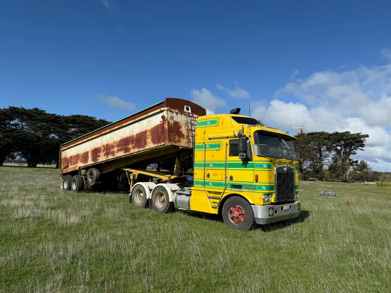 1997 Kenworth K100G & White Hamelex tipper (2 of 14)