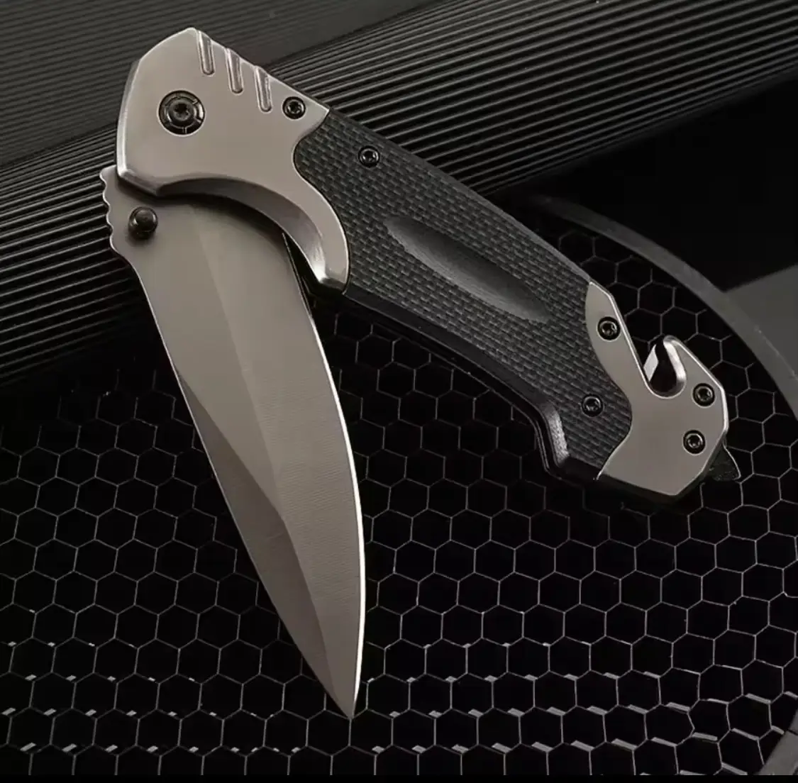 Pocket utility knife (1 of 5)