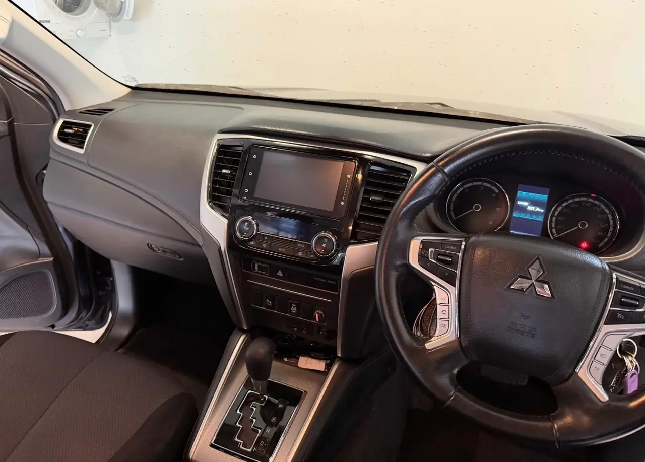 2021 Mitsubishi triton (6 of 6)