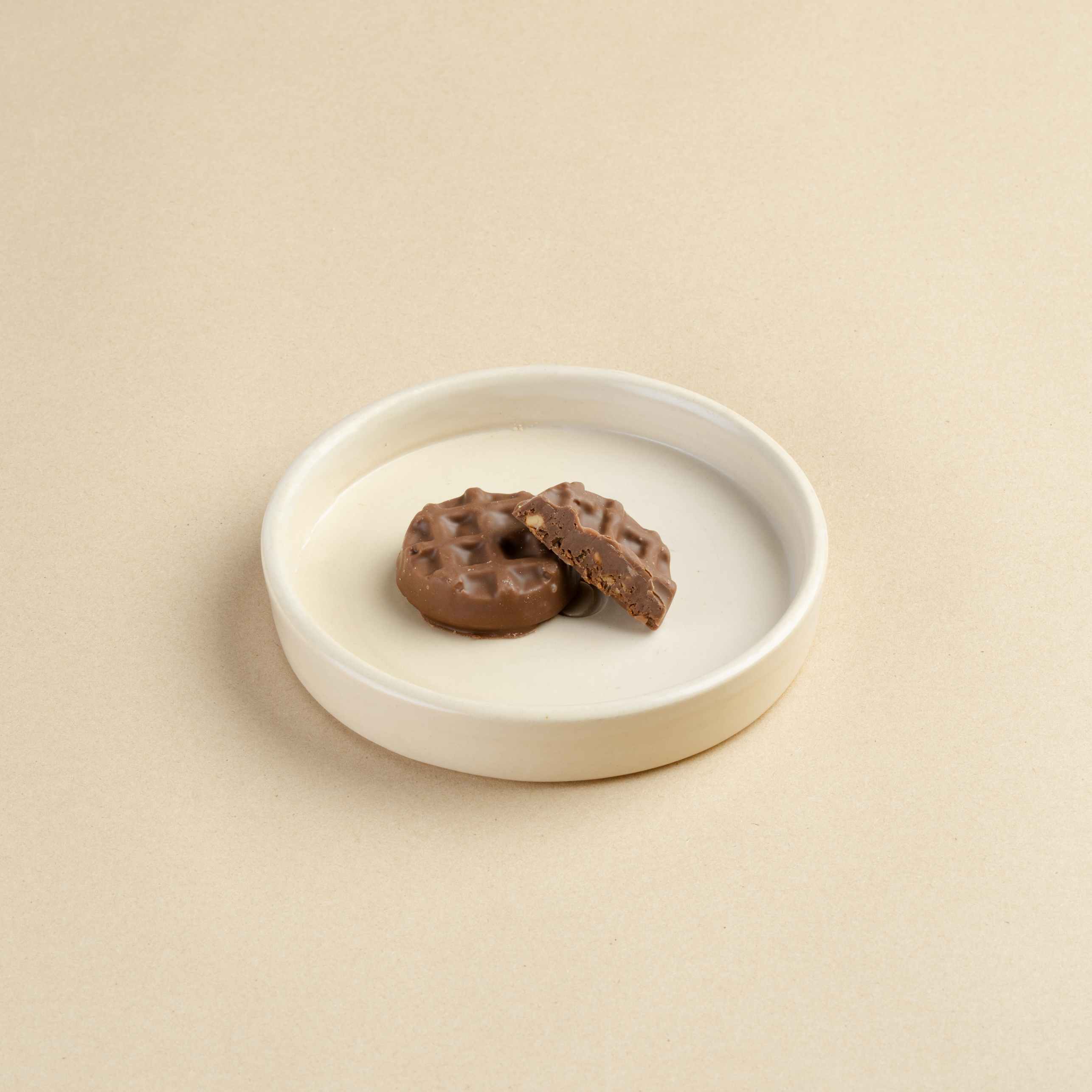 HAZELNUT WAFFLE CHOCOLATE