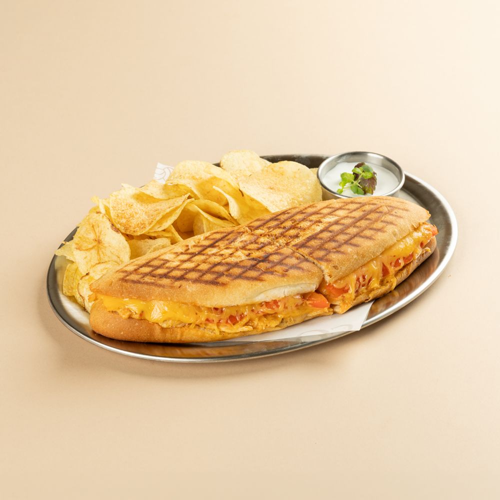 SRIRACHA CHICKEN SANDWICH