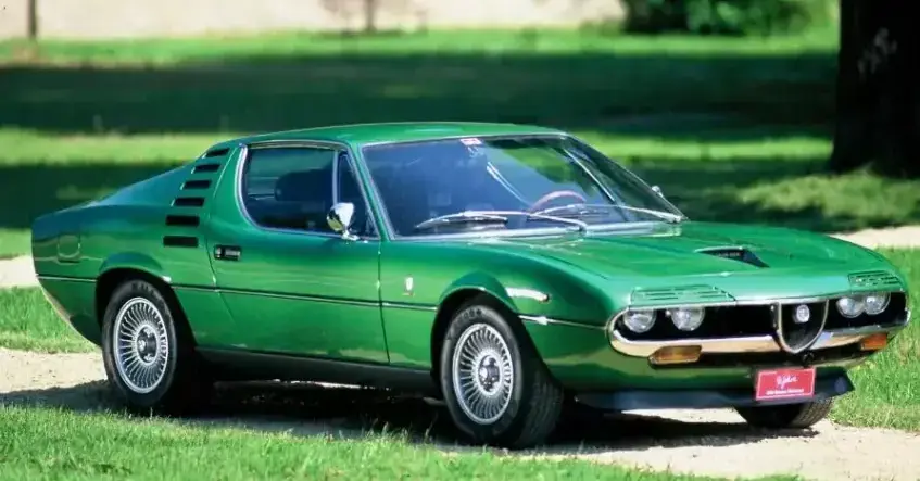 Alfa romeo montreal 667e8a42b66dd