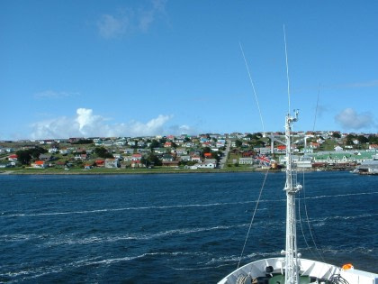 Rugged but beautiful Falkland Islands#}