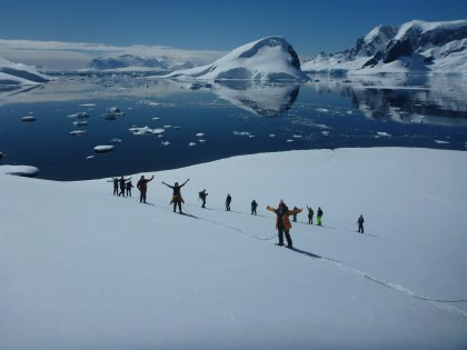 Antártida - 'Basecamp' - acampada libre, kayak, raquetas de nieve/senderismo, alpinismo, taller de fotografía