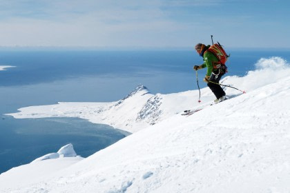 Alpiene toppen van Spitsbergen, Skiën & Zeilen