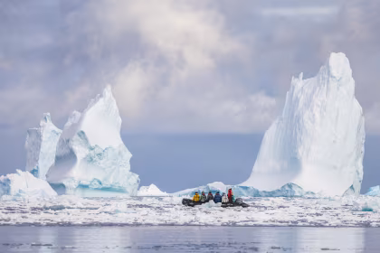 L'attrait de l'Antarctique : pourquoi les gens s'y rendent et pourquoi ils devraient s'y rendre