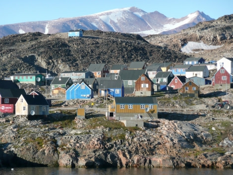 Ittoqqortoormiit and its colourful houses