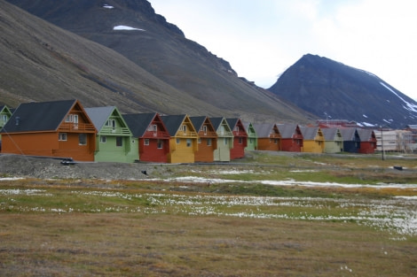 The colourful houses of Longyearbyen