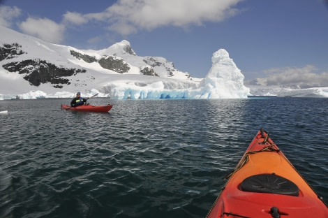 antarctica_kayaking (c) frode uhre (2).JPG