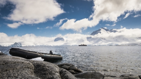 Antarctica, Zodiac, Plancius © Dietmar Denger-Oceanwide Expeditions