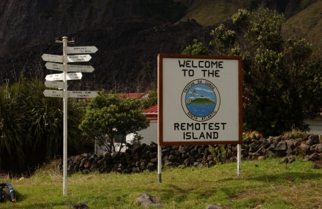 Tristan da Cunha, Atlantic Odyssey © Hadoram Shirihai-Oceanwide Expeditions (2).JPG