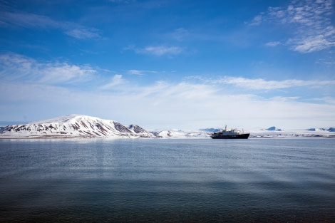 Plancius resting in Sorgofjorden