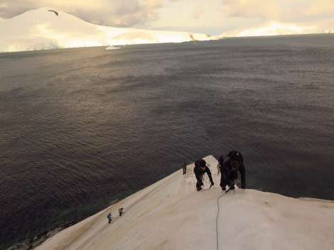 PLA30-17_20170313_Jabet1 hard ice out of the sea_MAL HASKINS-Oceanwide Expeditions.JPG