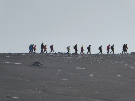 OTL27-17_16Jan, Day 4 Victoria Salem. Ronald Hill hikers 1-Oceanwide Expeditions.JPG