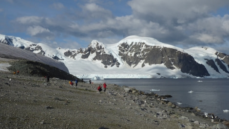 OTL28-17, Ross Sea,Day 28 Victoria Salem.  Danco Island landing 4-Oceanwide Expeditions.JPG