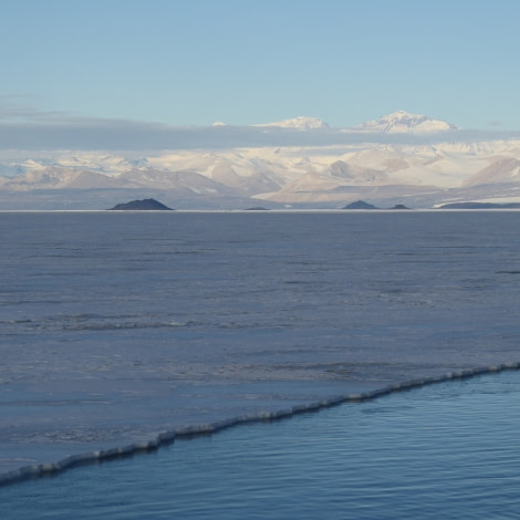 OTL28-17, Ross Sea,Day 14 Victoria Salem. McMurdo Sound from Ortelius-Oceanwide Expeditions.JPG