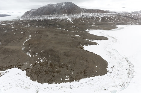 OTL28-17, Ross Sea,170226_Taylor-Valley_040© Rolf Stange-Oceanwide Expeditions.jpg