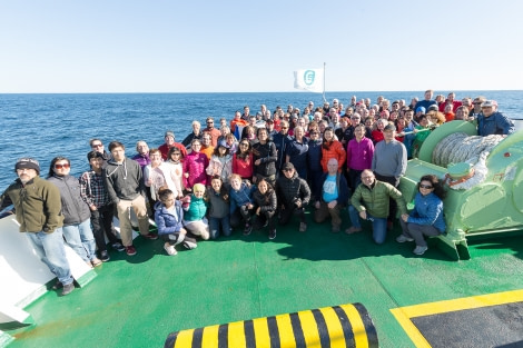 OTL29-17, 170327_group-photo_-Oceanwide Expeditions (2).jpg