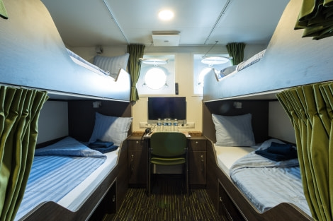 Ortelius, Quadruple cabin, deck 3 © Oceanwide Expeditions (3).jpg