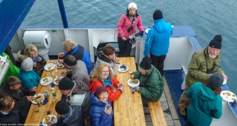 PLA05-1720170612_Katja Riedel_BBQ_P1870012-Oceanwide Expeditions.jpg