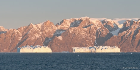 PLA16-17, Day 4 2017-09-14_1_GerardBodineau_SunRise _Oceanwide Expeditions.jpg