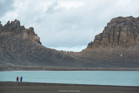 PLA25-17, 2018-01-06 Deception Island - Neptunes Window - Esther Kokmeijer-10_© Oceanwide Expeditions.jpg