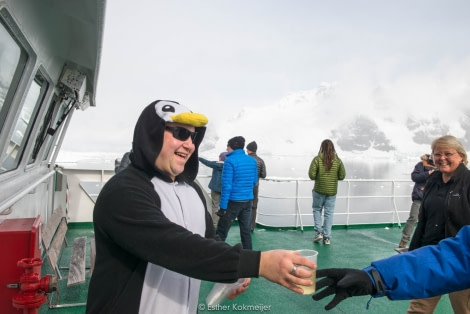 PLA25-17, 2018-01-04 Lemaire Channel 2 - Esther Kokmeijer-01_© Oceanwide Expeditions.jpg