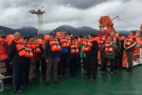 OTL26-18, Day 1 20180103_SandraPetrowitz_LifeboatDrill_02_© Oceanwide Expeditions.jpg